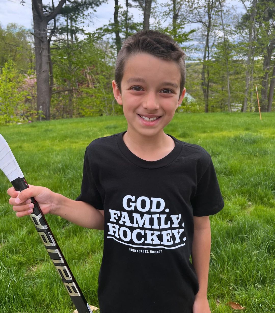 ba_bmoneyhockey_god_hockey.jpg
